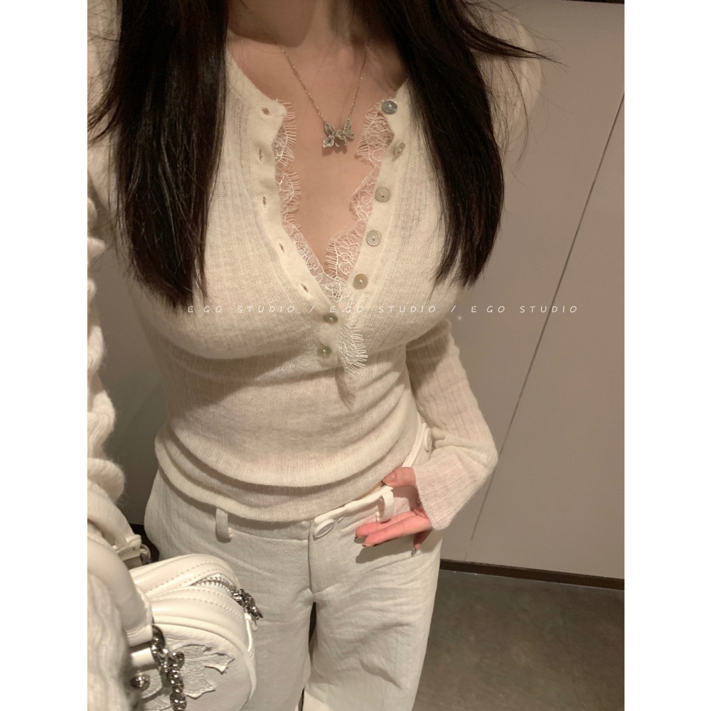 韩系纯欲风蕾丝内搭打底衫女秋冬外穿修身显瘦v领针织衫辣妹上衣