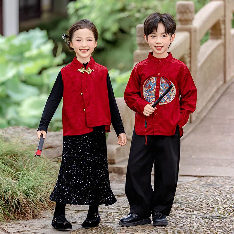 男童唐装套装春秋款2025新款女童洋气时髦宝宝周岁礼服秋季汉服潮