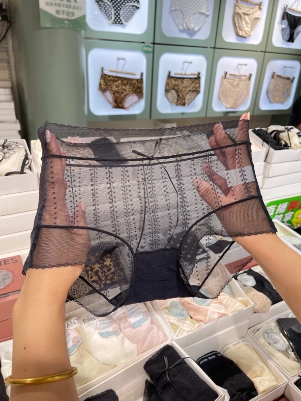 68395山月不知 夏季速干氧肤纱女士蕾丝内裤