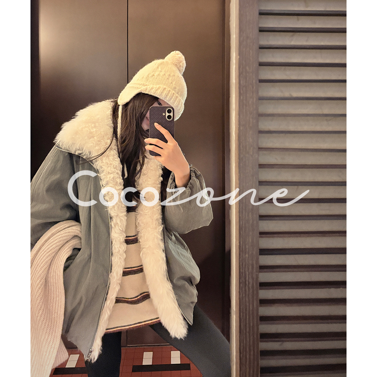 COCO ZONE 刘 一一 “雪域外套”90白鹅绒拉链鹅绒服 CD2A2709