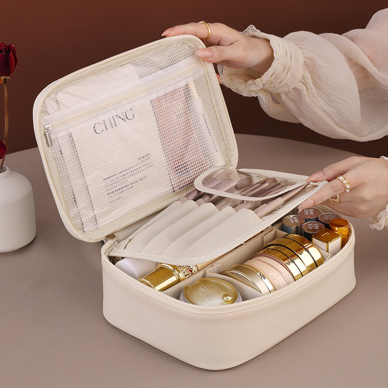 化妆包大容量2026新款高级感便携手提化妆品收纳包分区旅行洗漱包