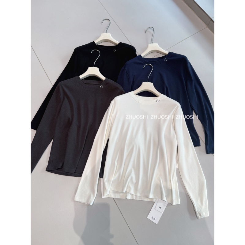 #7001【素笺】简约刺绣笑脸圆领正肩打底 宽松百搭遮肉显瘦软糯上衣