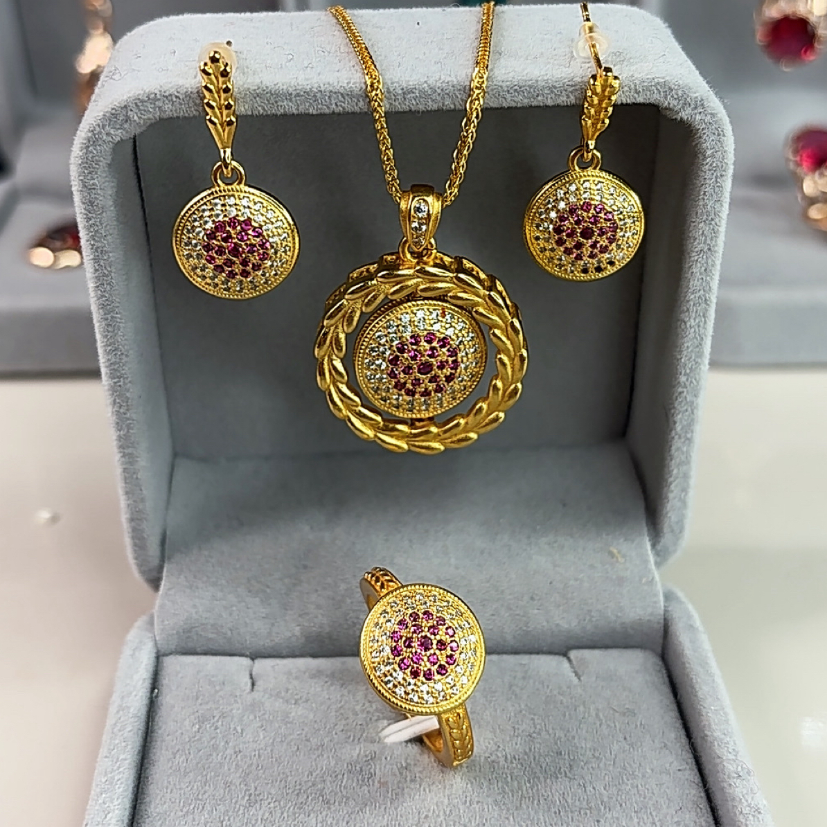 铜合金锆石戒指 新款古法黄金色套装