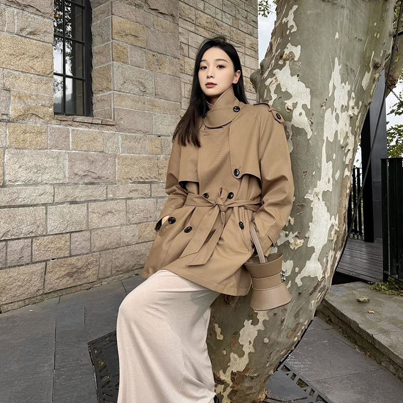 经典廓形翻领收腰短款风衣女2025秋季新款显瘦高级感小个子外套