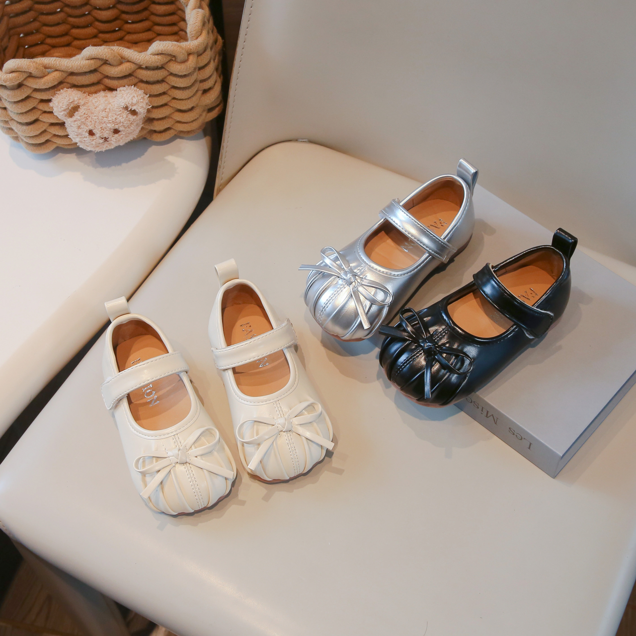 女童2025春秋新款时尚韩版百搭公主鞋女宝宝软底防滑豆豆鞋单鞋潮