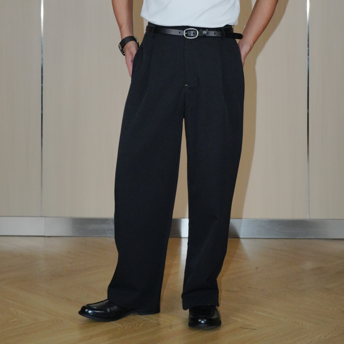 TIAS撞色线阔腿单褶休闲西裤T233013【25AW】