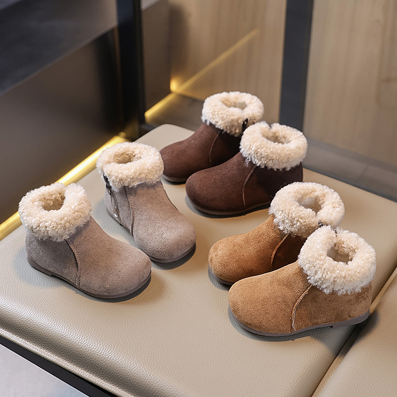 儿童加绒棉靴2025冬季新款男女童休闲软底防滑轻便潮款保暖雪地靴