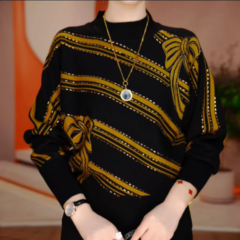 时尚流行舒适时尚大码长袖圆领女针织秋季新款针织衫加厚保暖上衣