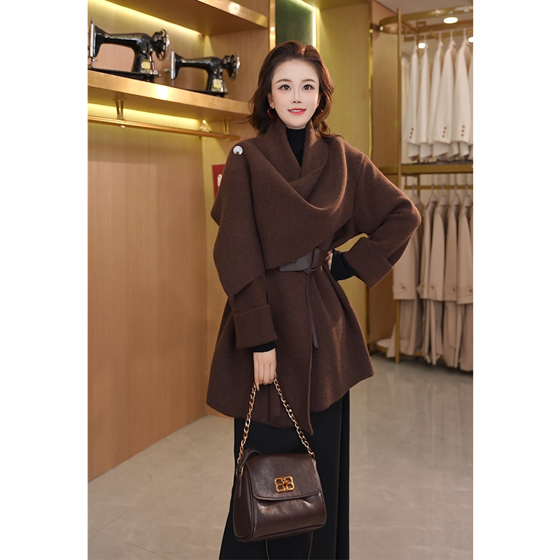 毛衣开衫外套2025秋冬新款围巾领氛围感加厚时尚气质款毛衣外套