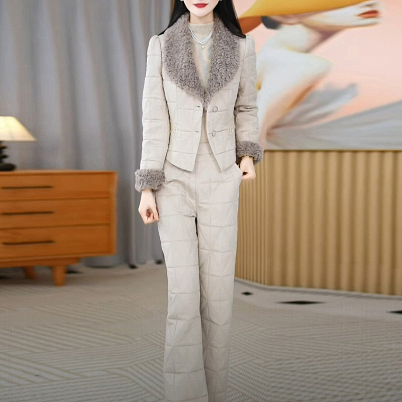 蓄热棉外套加裤子两件套2025秋冬季新款显瘦保暖夹棉加厚时尚套装
