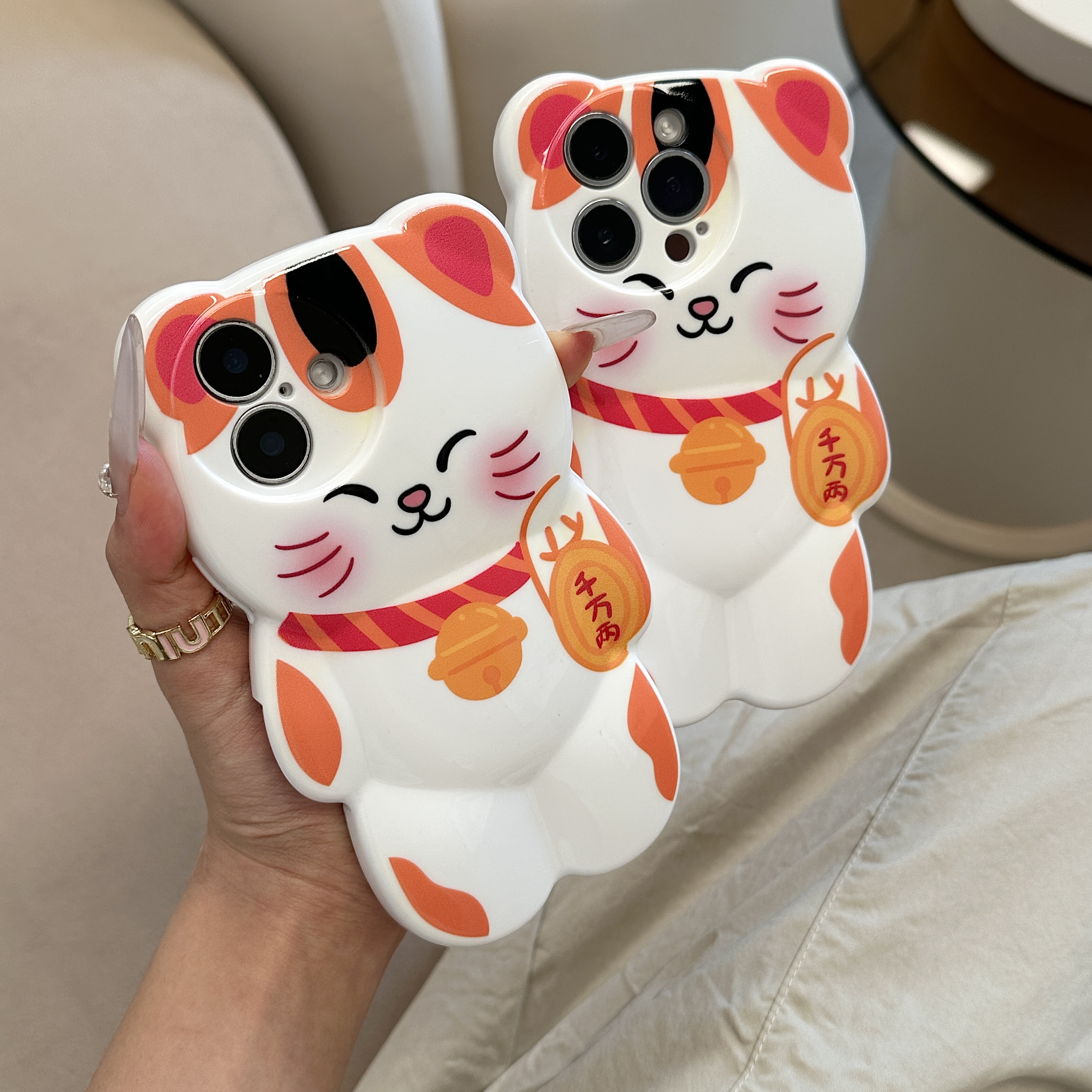 可爱小熊壳招财猫适用苹果16/13promax手机壳iPhone15软17立体