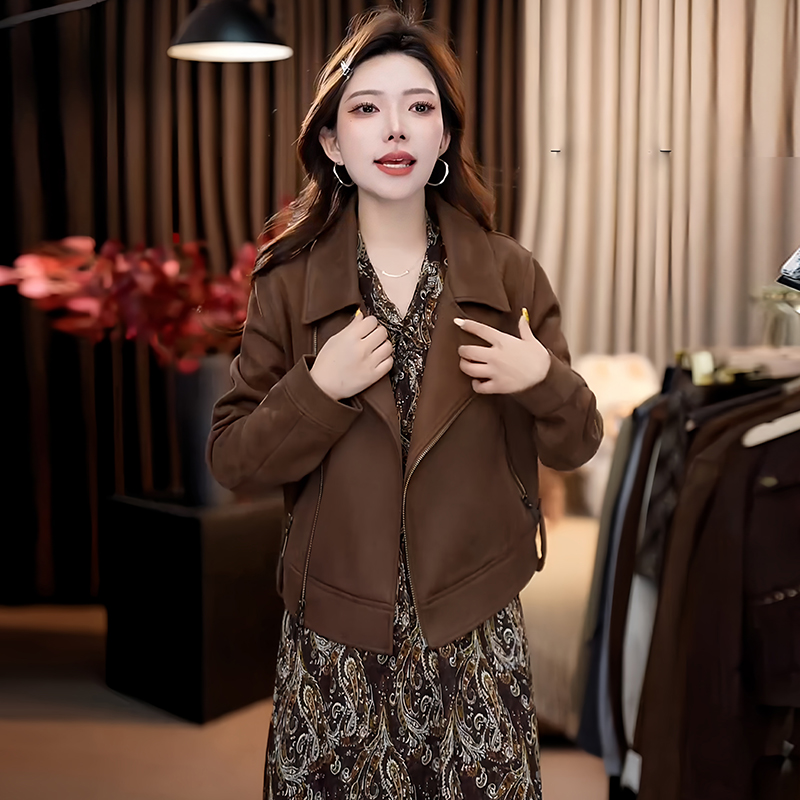 韩版复古时髦翻领简约长袖短外套女2025年秋季轻奢风夹克开衫上衣