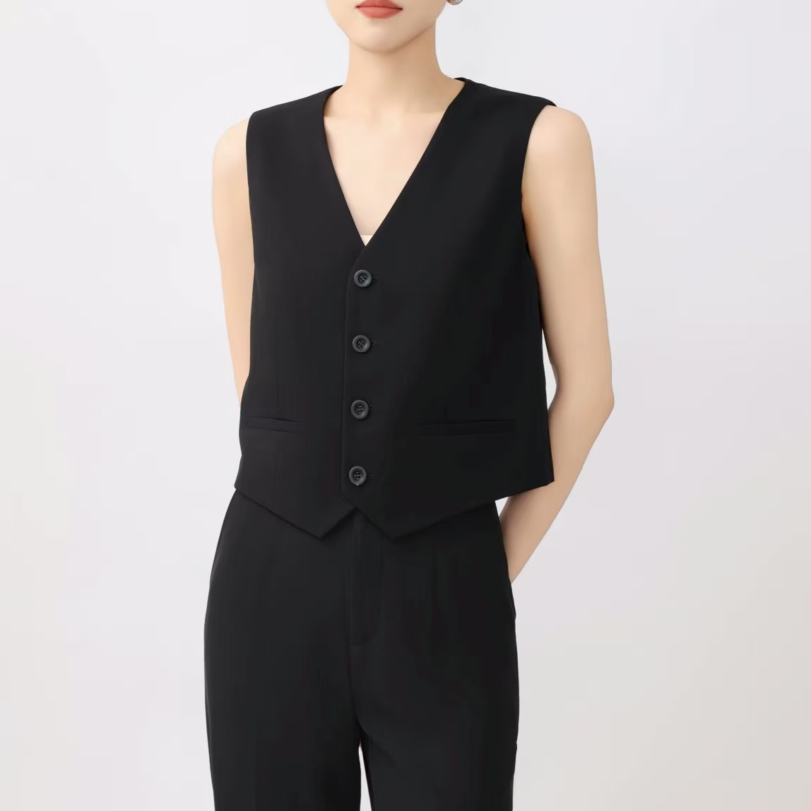 GIRDEAR/哥弟新款时尚休闲气质短款马甲无袖百搭V领碳素黑1400808