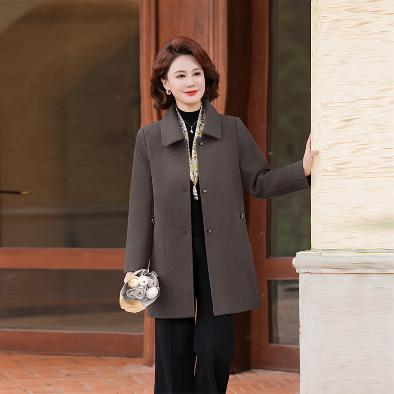 2025秋时尚妈妈装洋气气质保暖加厚羊毛呢子大衣高档中年毛呢外套