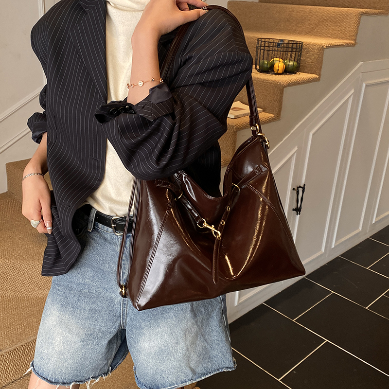 CaeorKvor高级感小众单肩包25新款秋冬一包多用上班通勤大容量包