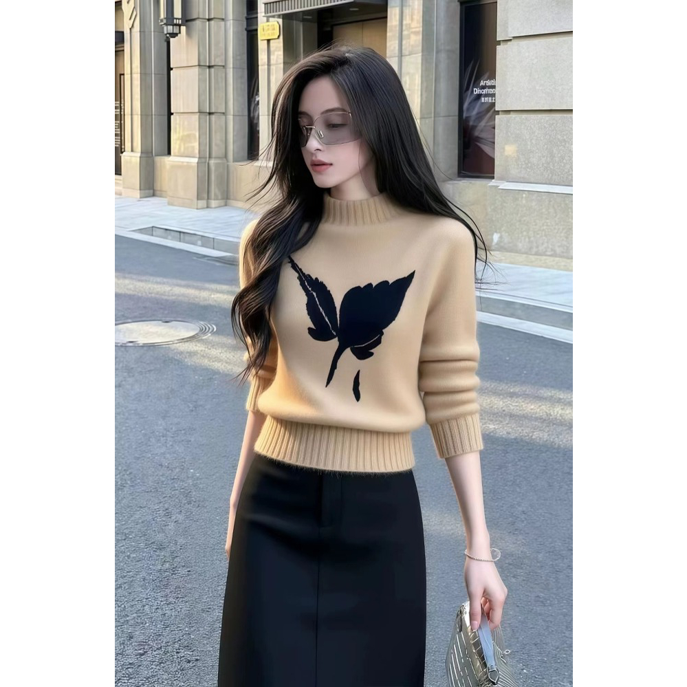 高级感卡其色半高领套头针织衫软糯毛衣女冬季2025新款加厚上衣