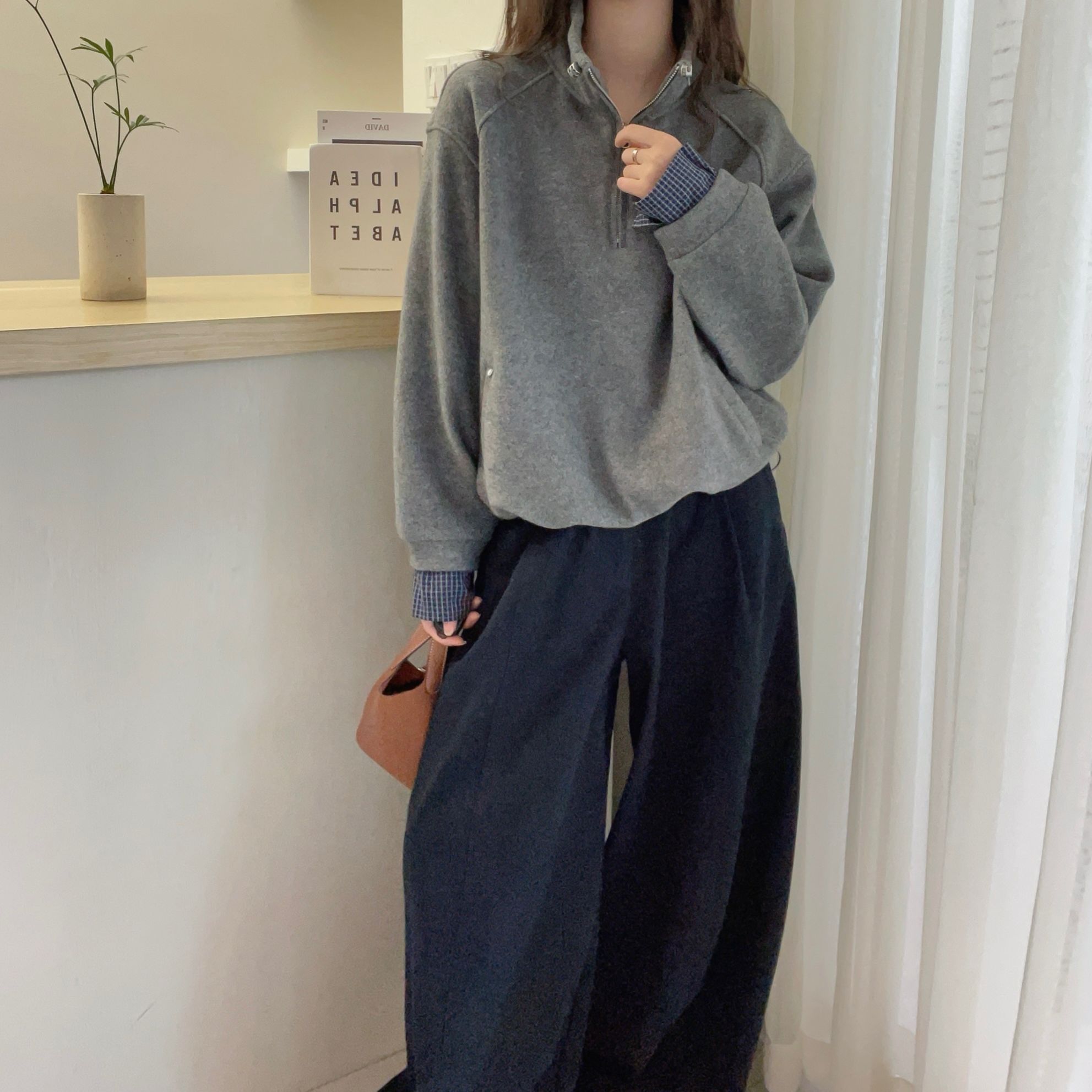 欧洲站2025冬季新款欧货潮立领半拉链加绒卫衣女宽松假两件上衣女