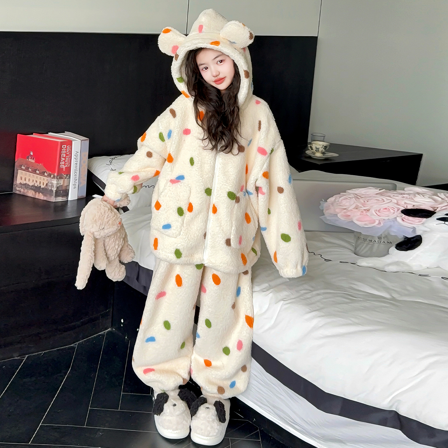 睡衣女童秋冬装2025新款加厚珊瑚绒套装女孩大童冬款法兰绒家居服