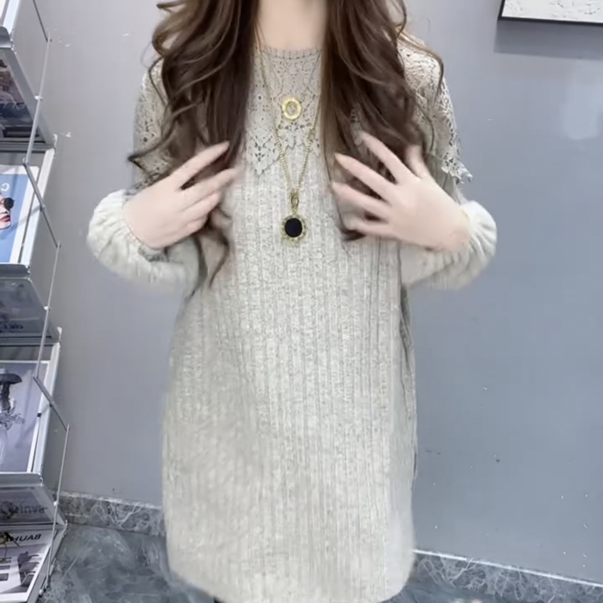 中长款常规拼接时尚百搭蕾丝拼接秋季休闲大衫时尚慵懒洋气