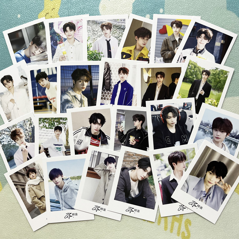 梓渝周边拍立得小卡40张自制lomo卡个人照片写真集收藏生日礼物