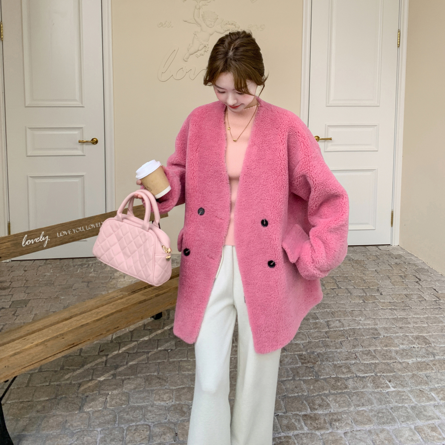 玫粉色时尚宽松慵懒风毛绒外套女2025冬季新款氛围感保暖皮毛一体