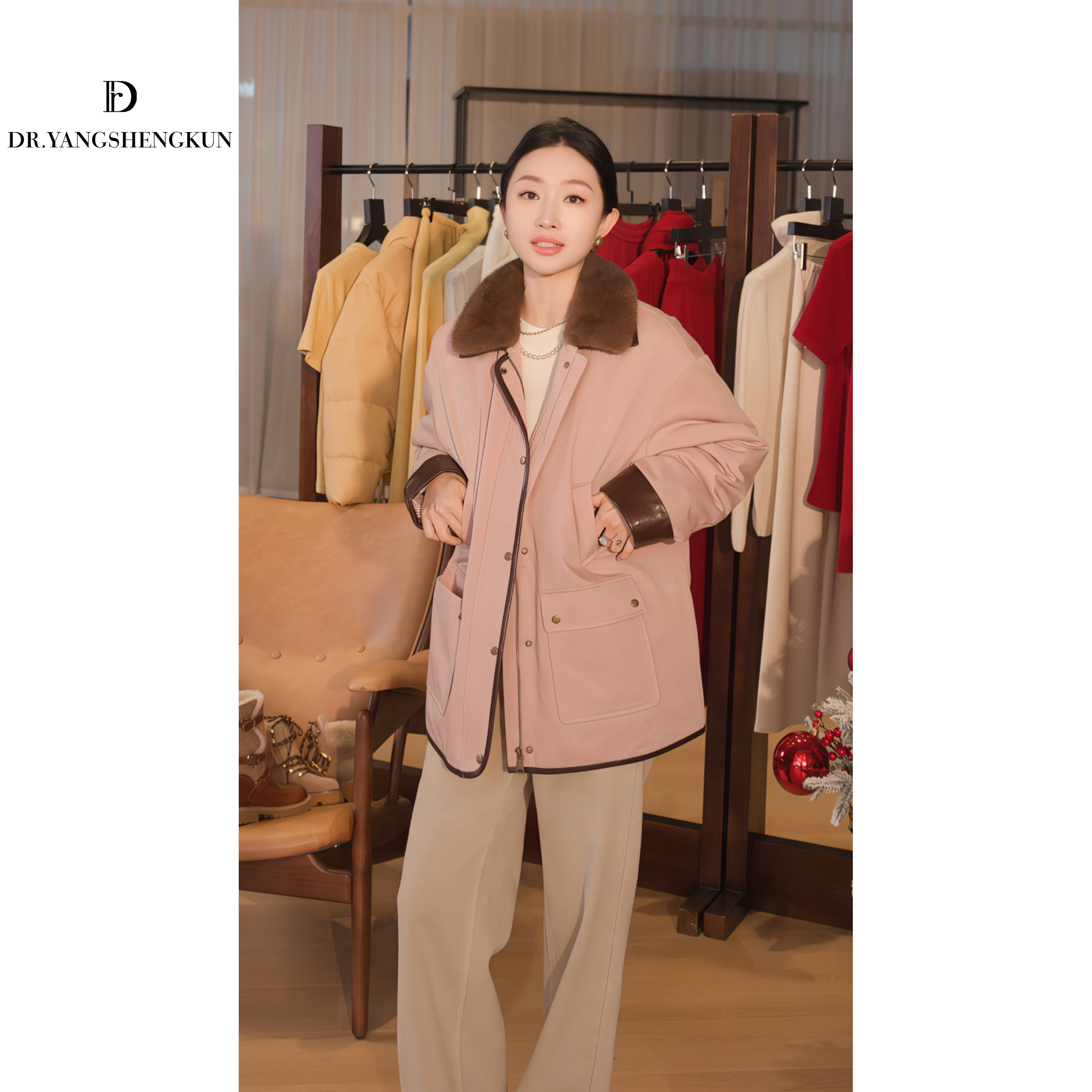 杨圣坤2025冬季新品90鹅绒工装风水貂毛领羽绒服外套S825120782