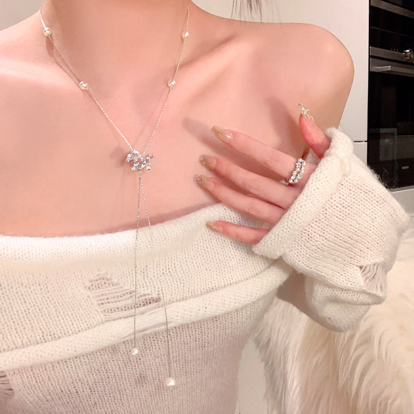 铜合金项链 粉色闪锆小马珍珠项链女高级感长款毛衣链吊坠可抽拉