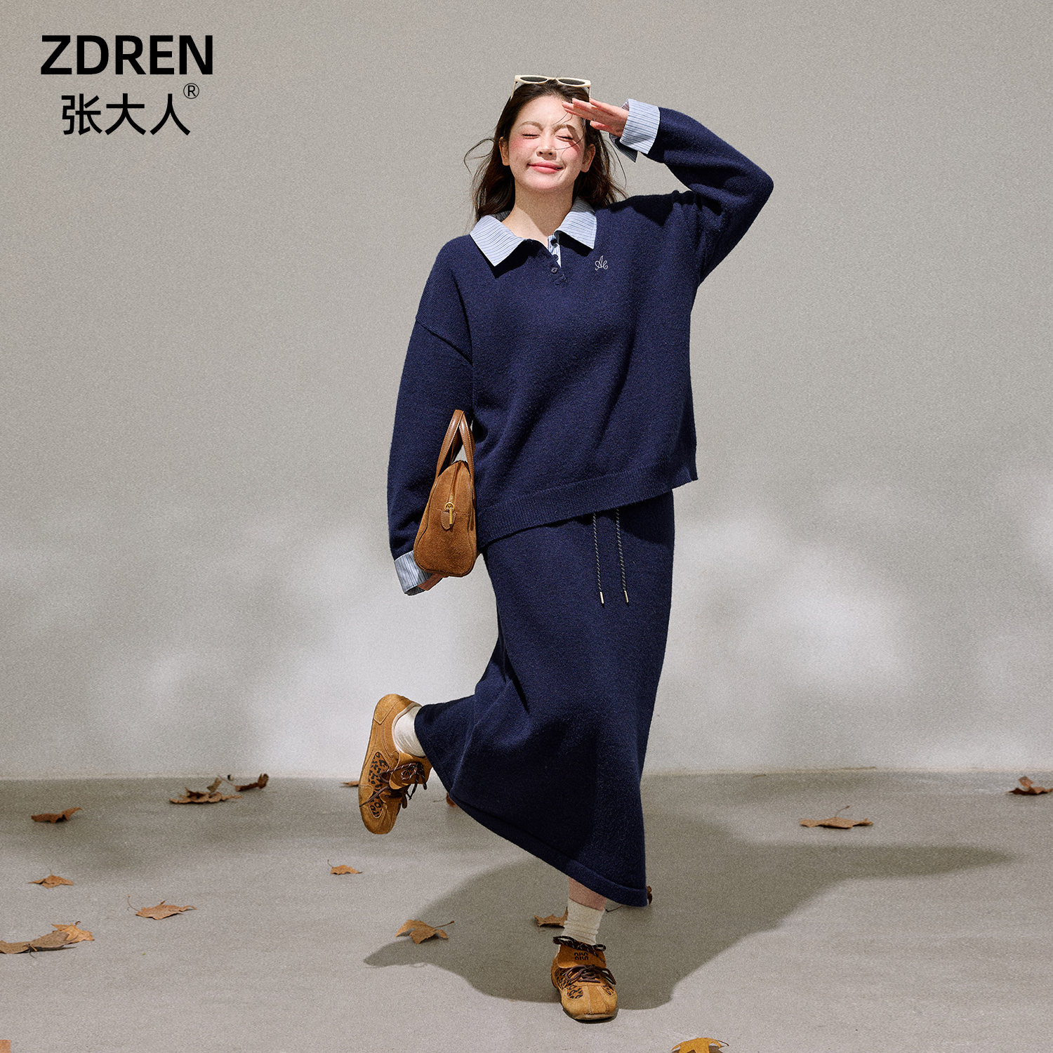 张大人【韩女下课】大码女装微胖妹妹初冬韩感藏青卫衣直筒裙套装