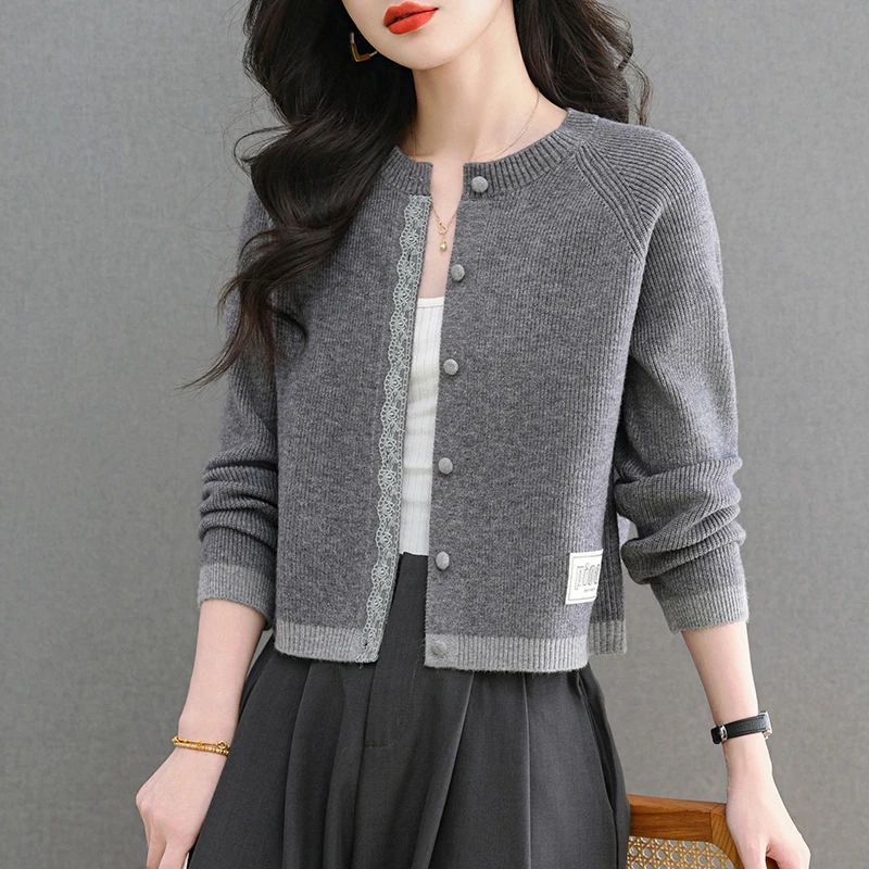 哥弟阿玛施正品秋季新款毛衣针织开衫女时尚洋气短款百搭外套上衣