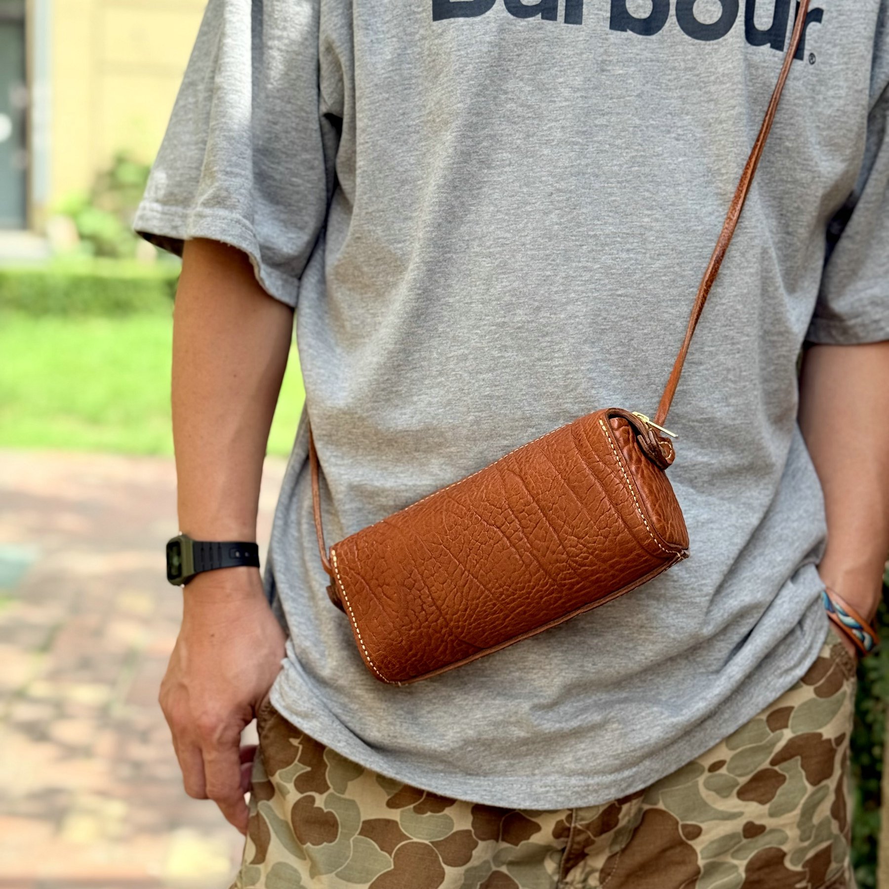 【19.5*9.5*7】复古小众头层牛皮质感单肩斜挎包手机钥匙收纳包