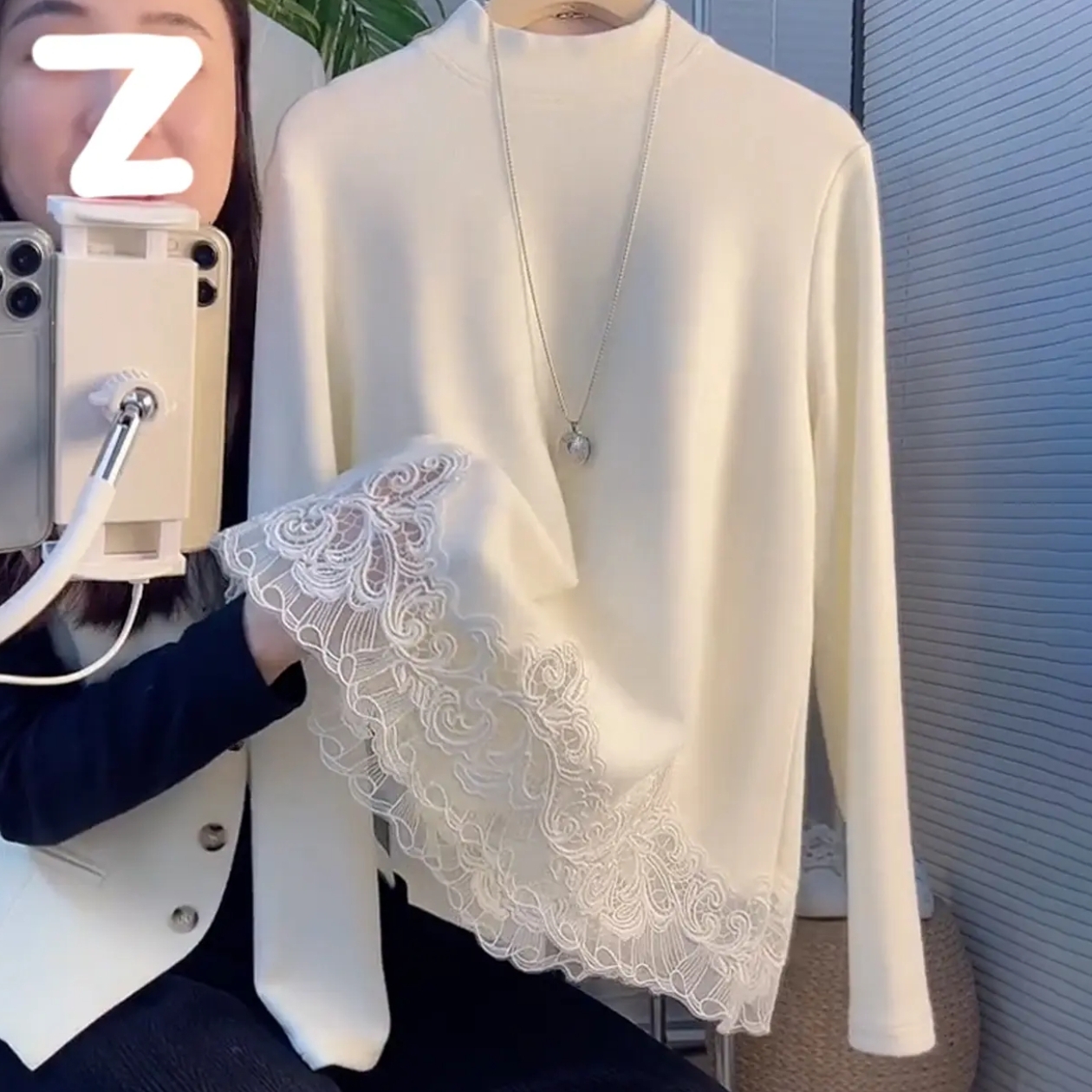 蕾丝花边德绒打底衫女秋冬2025新款保暖舒适内搭白色长袖t恤上衣