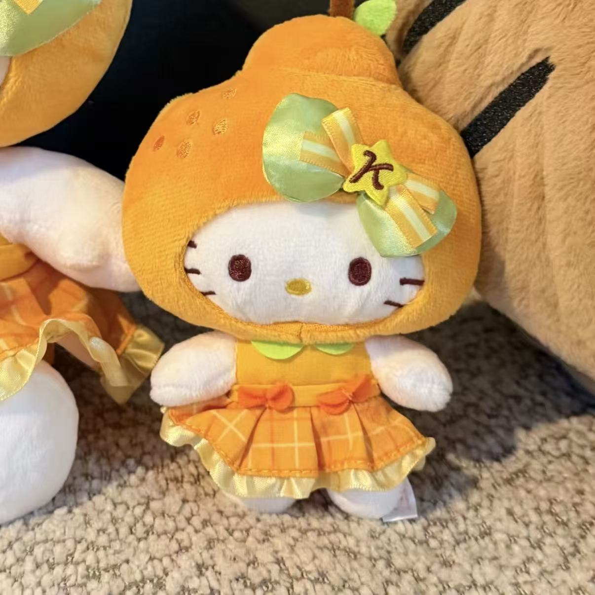 【济州岛限定】HelloKitty 济州岛橘子头套Kitty挂件 潮玩挂件