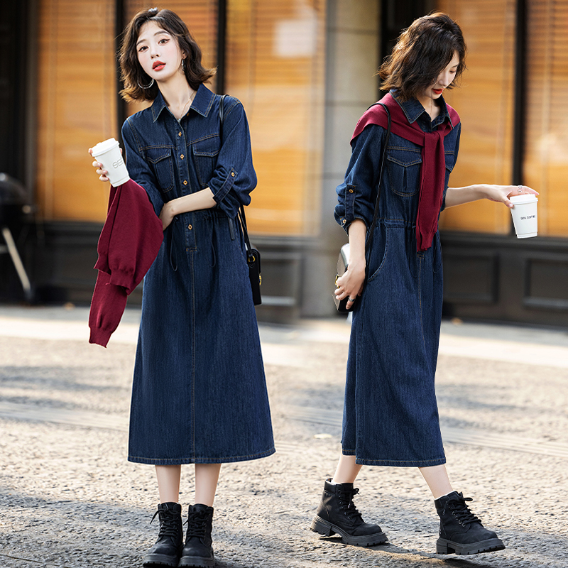 港风复古牛仔连衣裙2025早秋新款高级感休闲气质显瘦披肩长款裙子