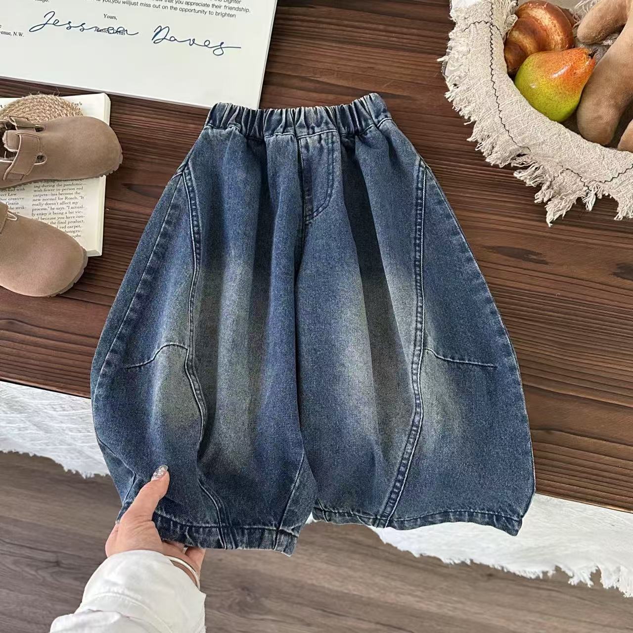 男童春秋新款2025新款弯刀裤拼接软牛仔裤学生宝宝百搭宽松水洗