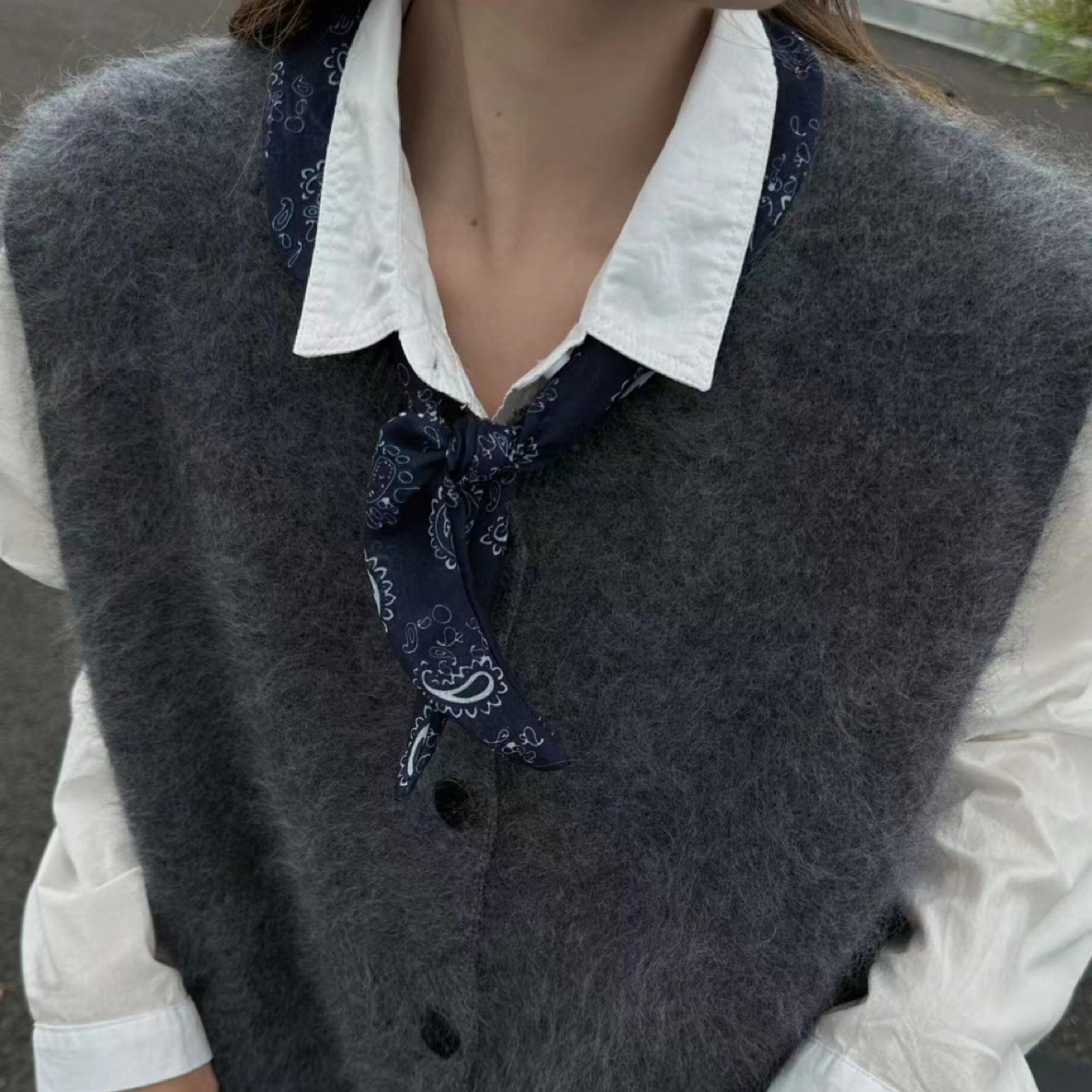 秋冬新款100%拉绒羊毛羊绒马甲女宽松无袖坎肩背心外搭毛衣外套