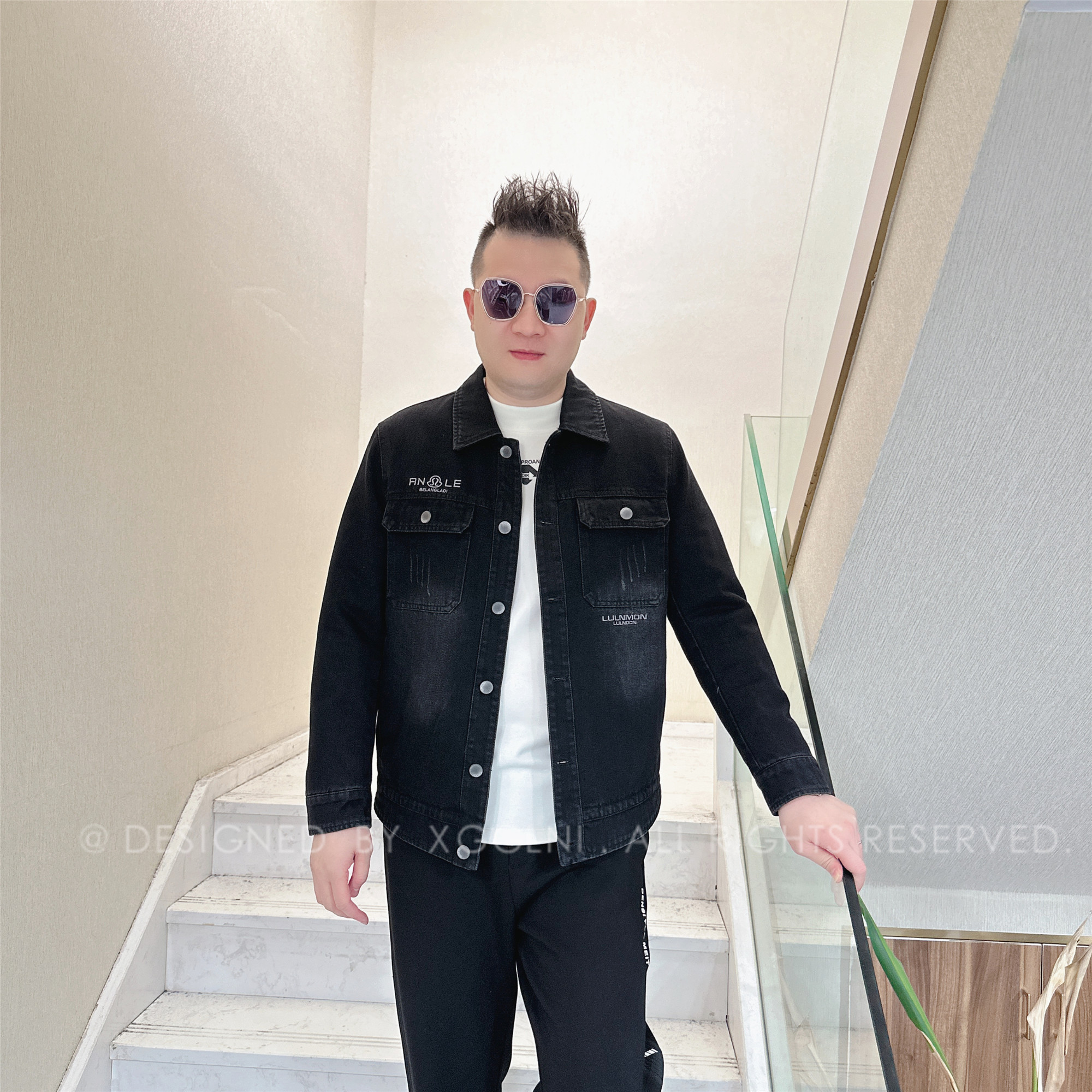 冬季款XGG胸口俩抓痕口袋男士高档奢品男款牛仔羽绒服（内胆可拆卸