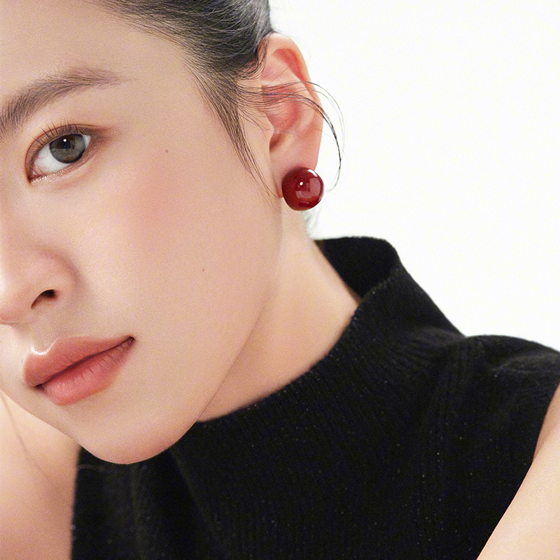铜合金珐琅耳饰 安可拉红新款耳钉女气质轻奢百搭超显白饰品1725