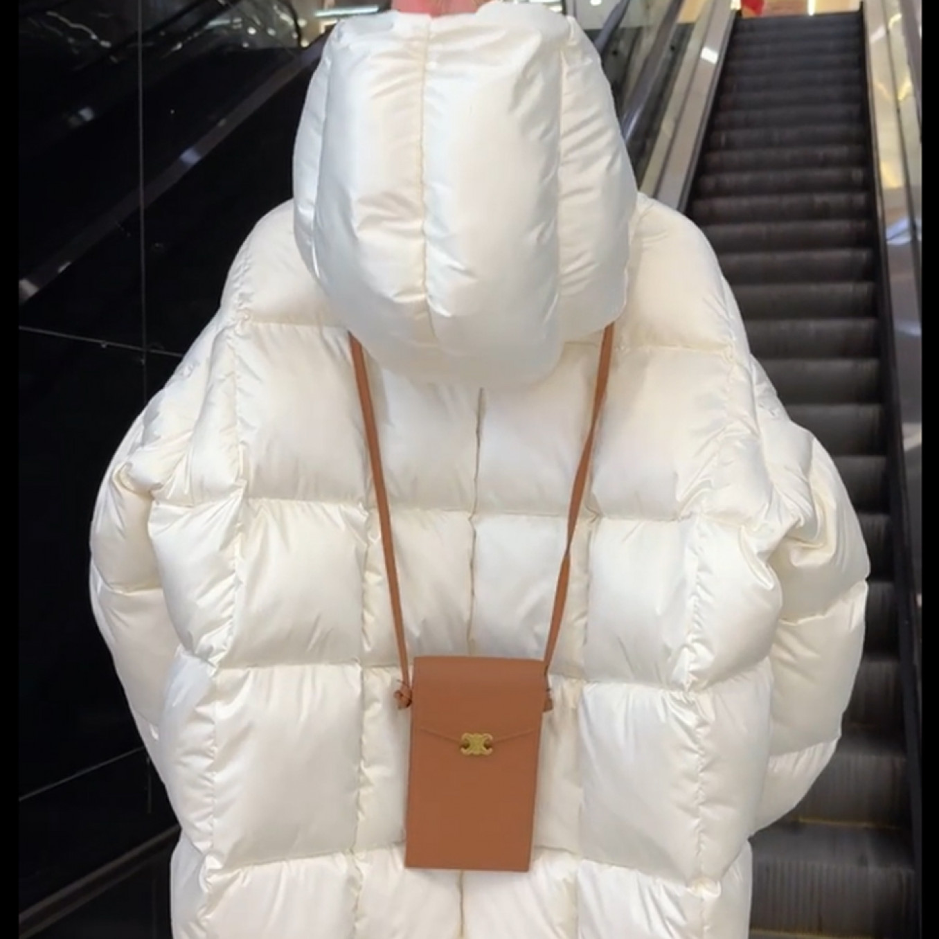 2025冬季韩版时尚中长款加厚连帽白色羽绒服高级感白鸭绒保暖外套