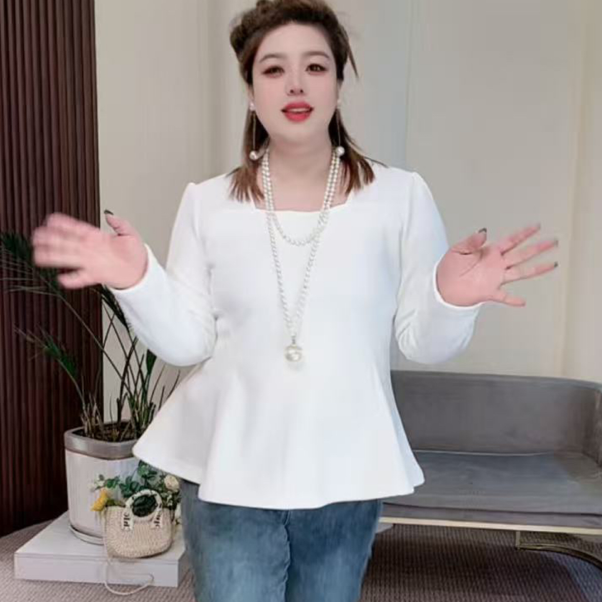 395大码女装方领纯色加绒加厚长袖t恤秋冬胖mm遮肚显瘦荷叶边上衣