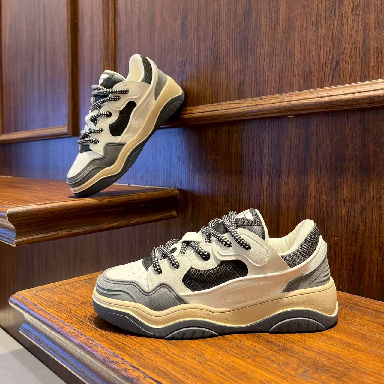 男鞋2025韩版秋季拼色百搭休闲板鞋时尚低帮系带潮流个性男生鞋子