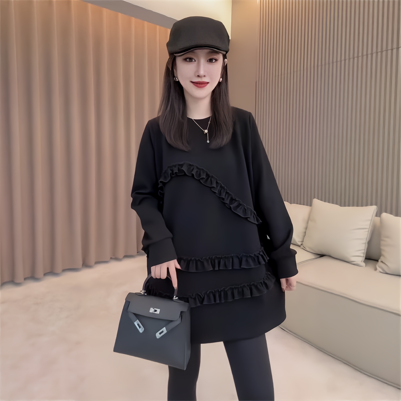 连衣裙韩版荷叶边高级感百褶拼接圆领减龄长袖2025冬季新款卫衣裙