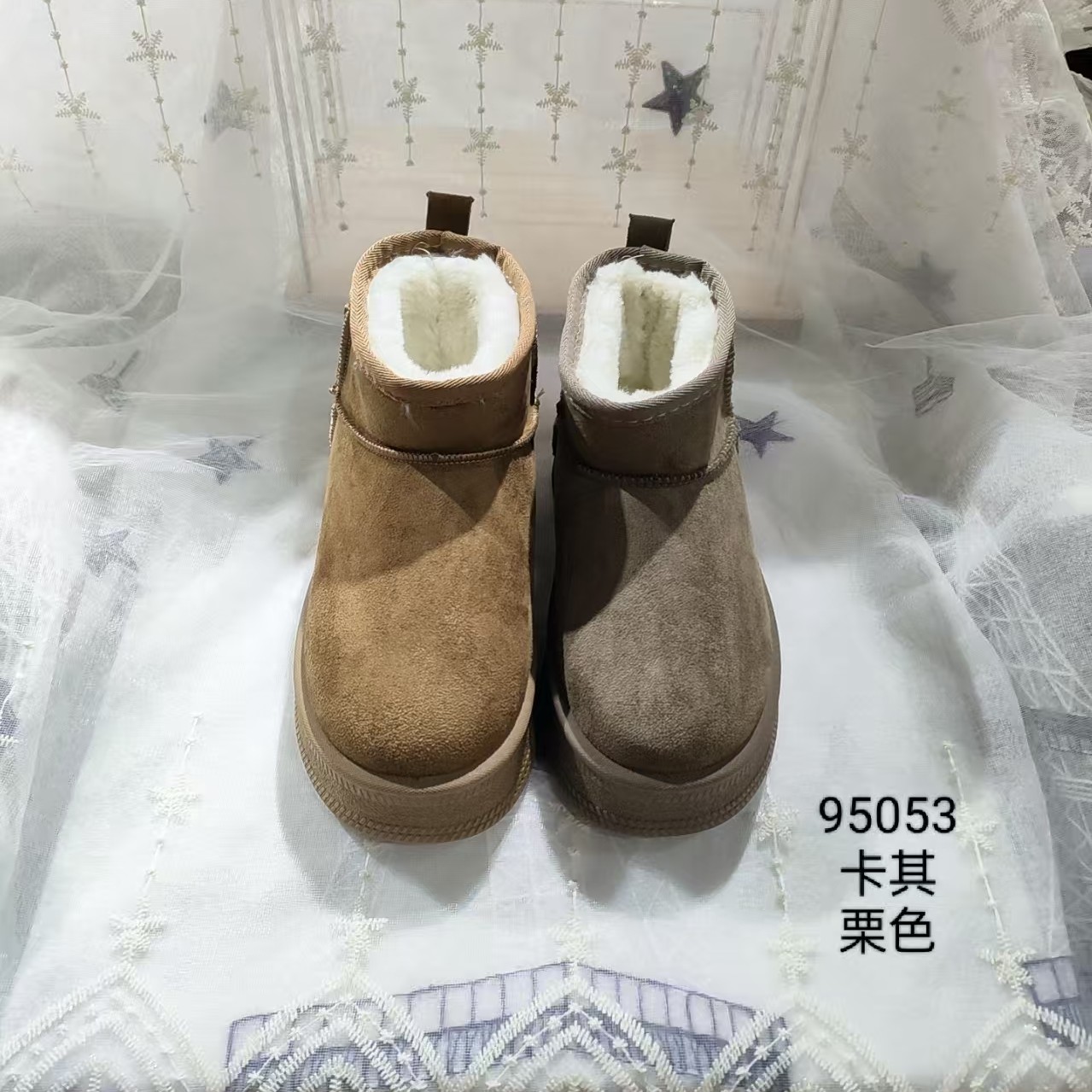 冬季厚底短筒加绒加厚保暖防滑时尚雪地靴女棉鞋户外舒适