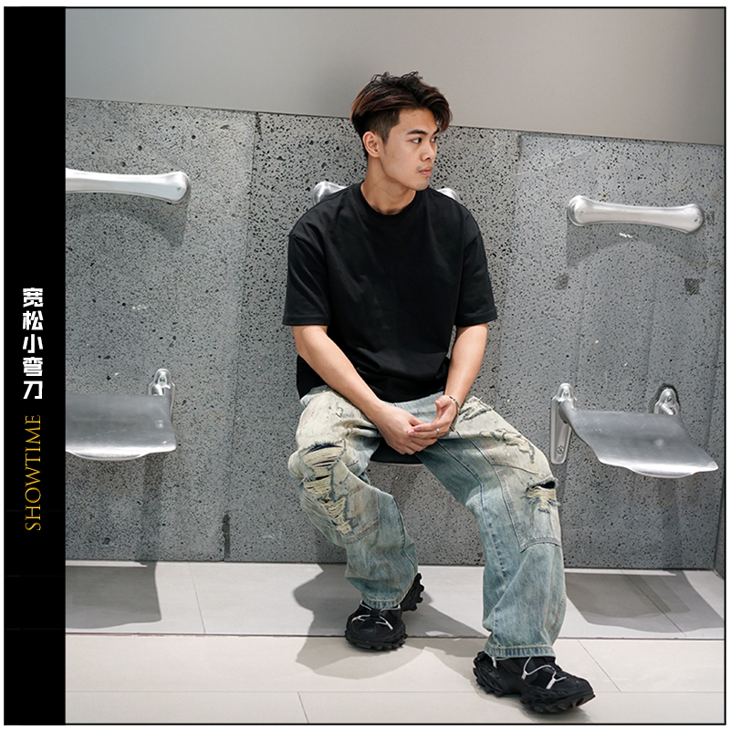 宽松阔腿小弯刀牛仔裤双膝伐木拼接工装破洞擦脏做旧美式潮牌男装