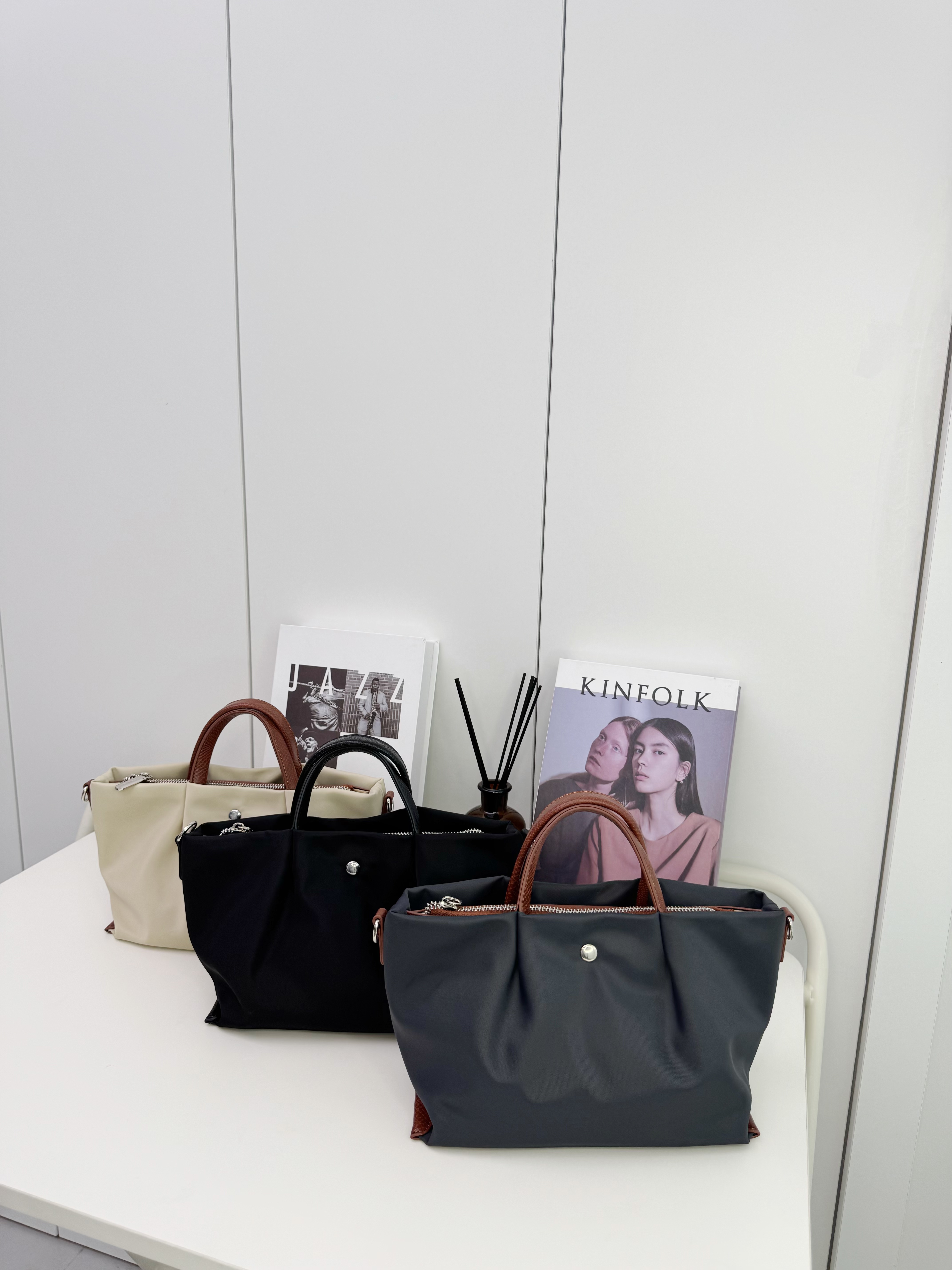 Tz.【定制日式离家出走包小号】尼龙褶皱设计轻便通勤手提包妈咪包