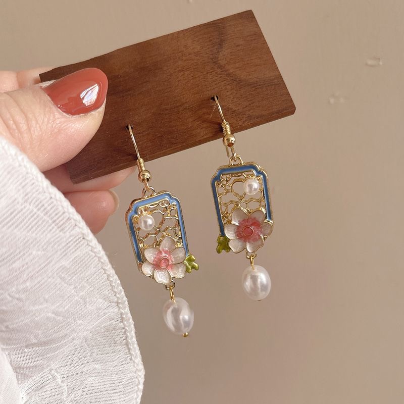 新中式镂空滴釉花朵仿珍珠耳环女2025新款高级感时尚百搭耳钉耳饰