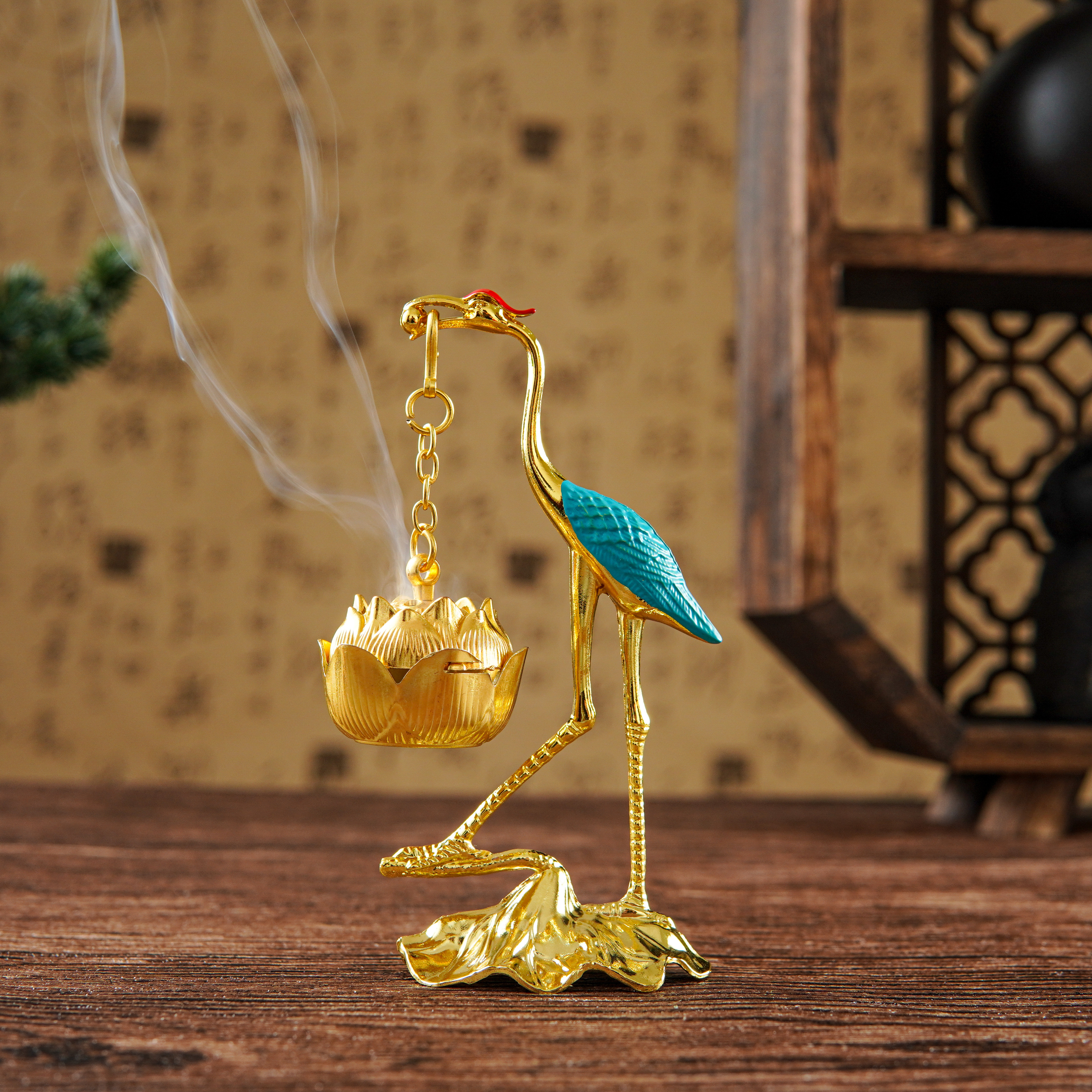 新款红顶蓝羽金身仙鹤家庭专用摆件莲花香炉倒流居家中香沉香吊炉