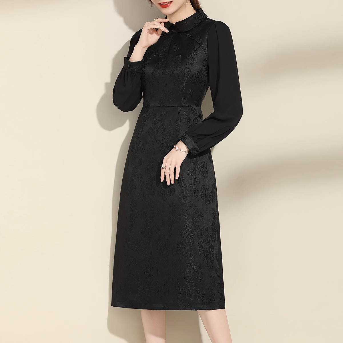 新中式国风亮丝黑色连衣裙女高端2025新款收腰显瘦长袖旗袍裙子