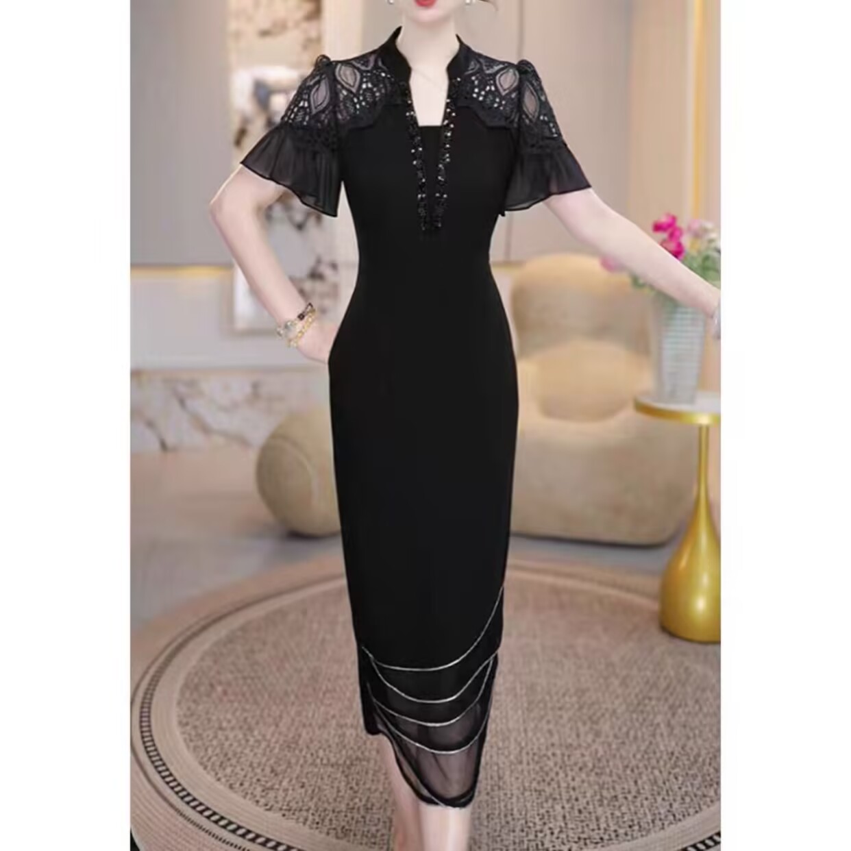 【墨色幽碟】2025夏季新款收腰显瘦洋气减龄轻奢女人味黑色连衣裙