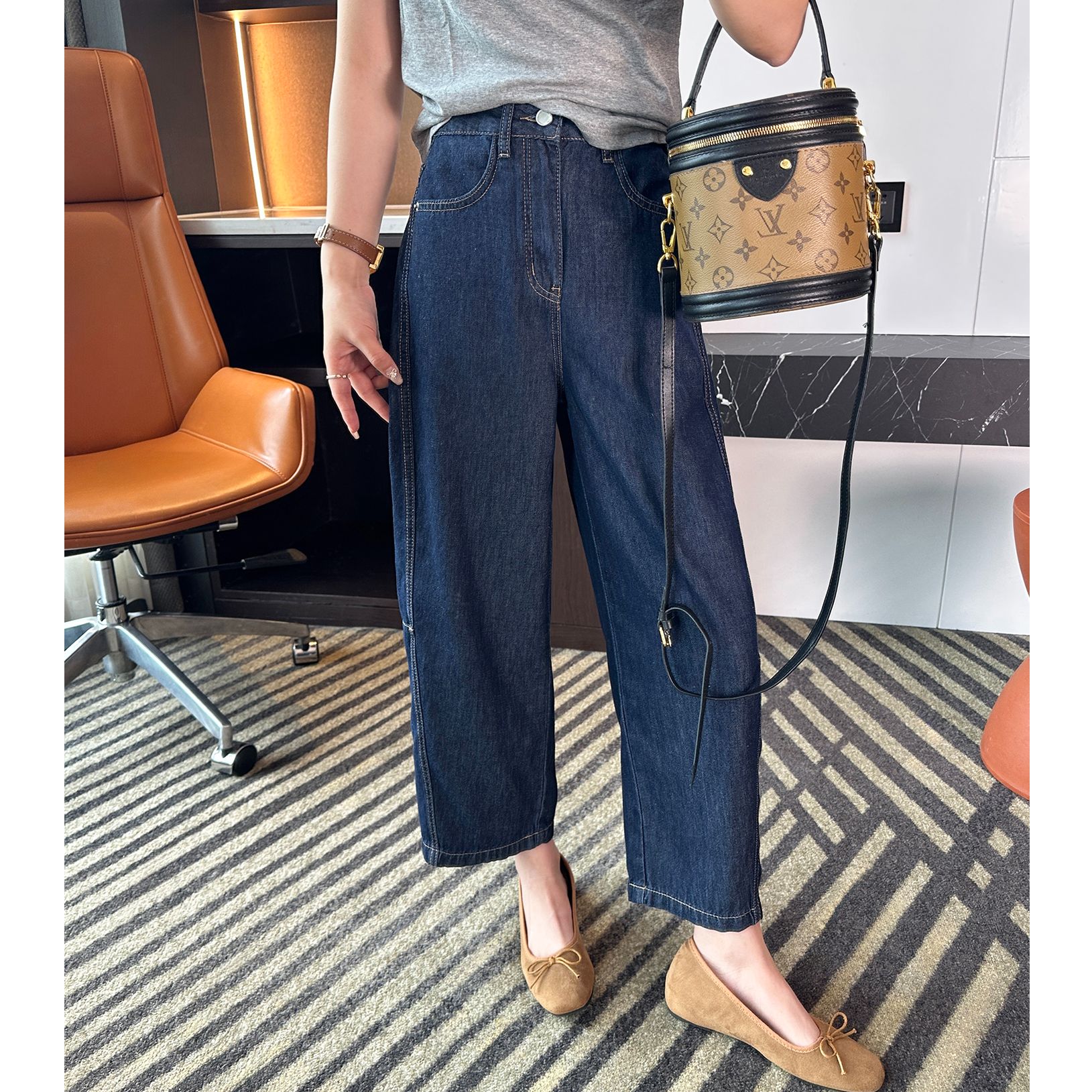 小个子神裤~斜裁弯刀牛仔裤女秋新款梨形身材百搭高腰九分奶奶裤