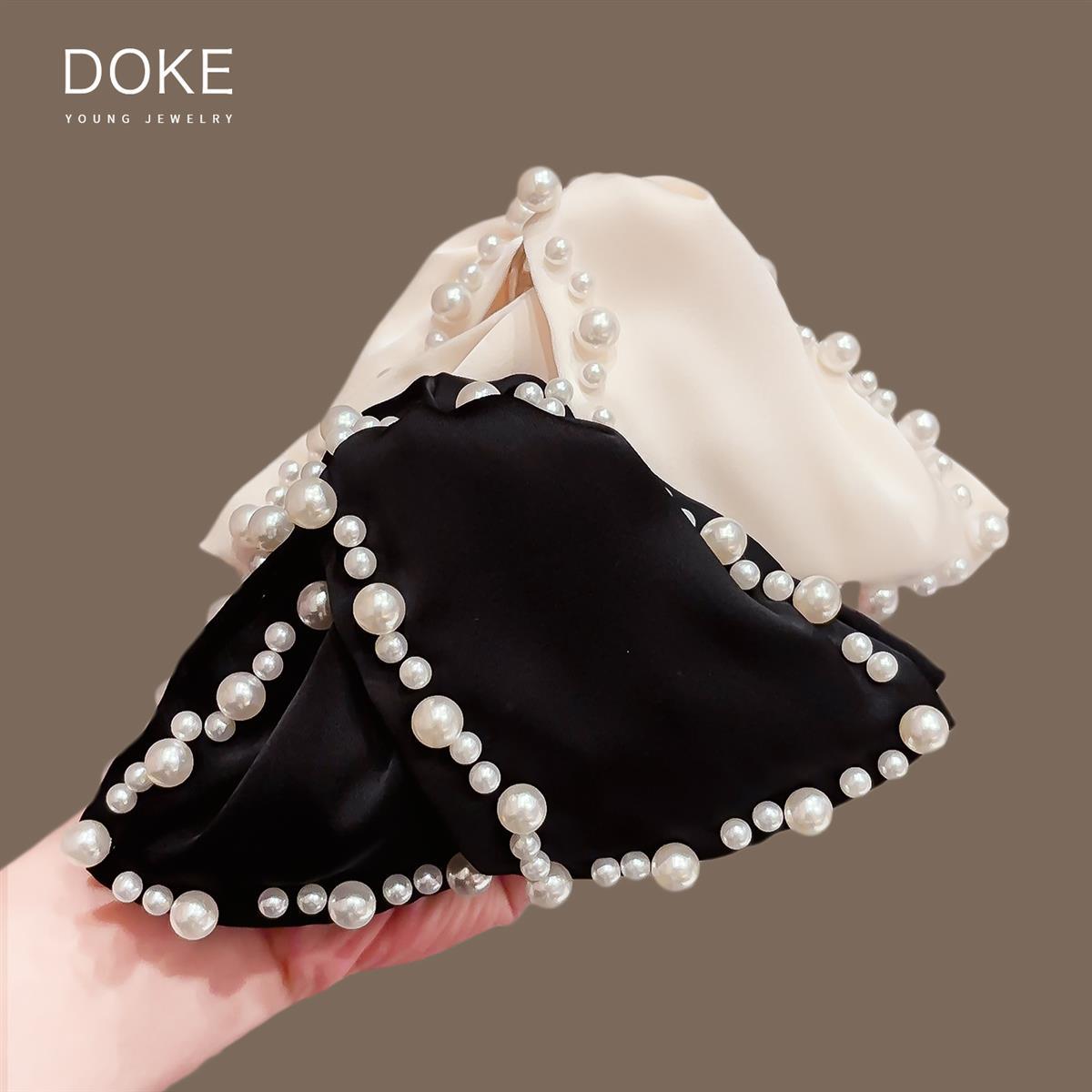 缎面珍珠发夹女2025新款气质洋气三角抓夹后脑勺大号盘发鲨夹子